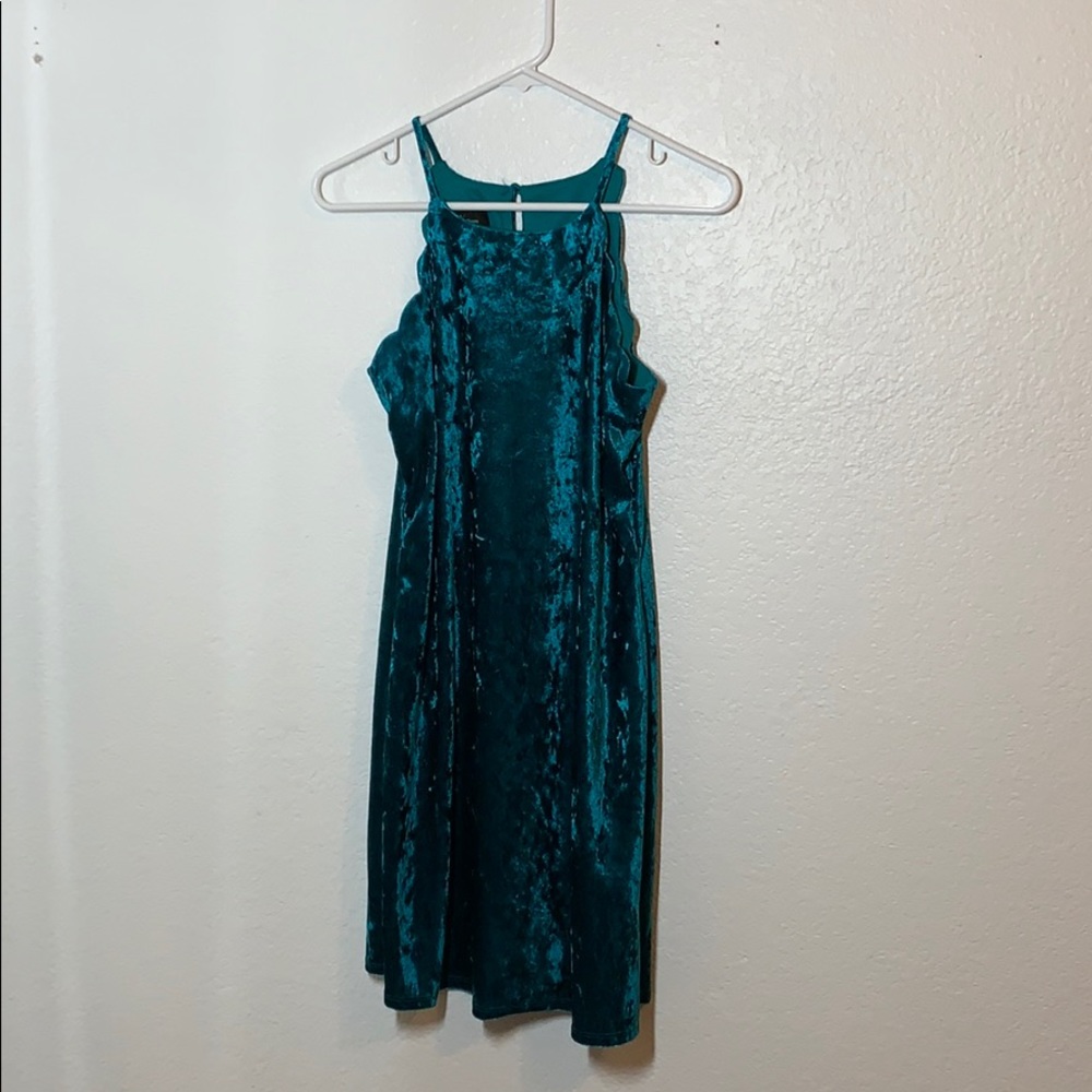 Crushed velvet party dress